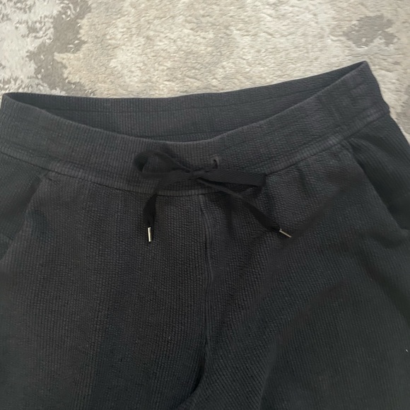 Lululemon Ribbed High Rise Joggers *7/8 Length - Picture 2 of 12